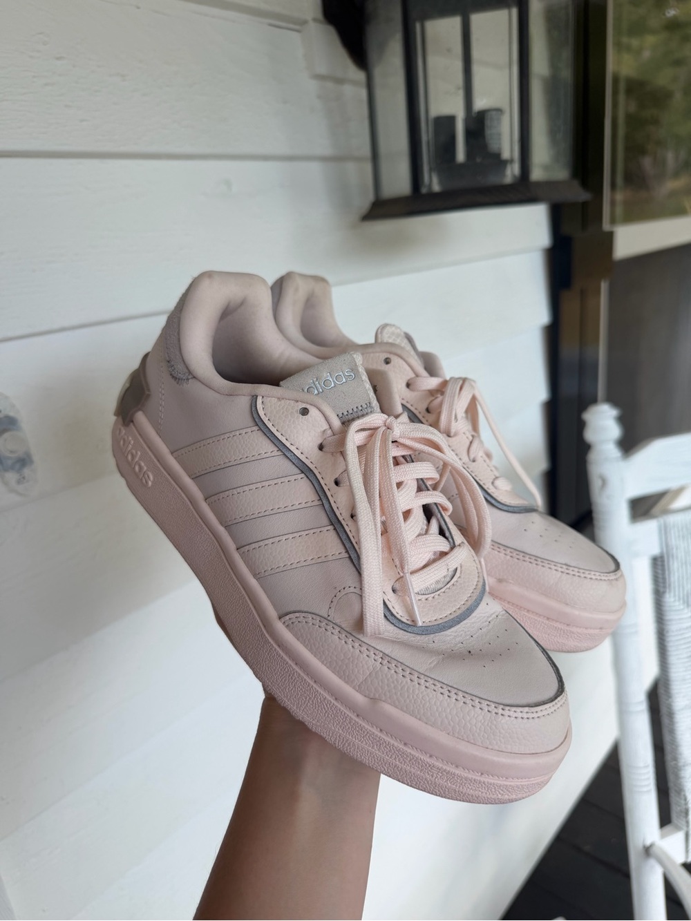 adidas Pink Blush Sneakers Women’s 8 Low Top Casual Retro Shoes
